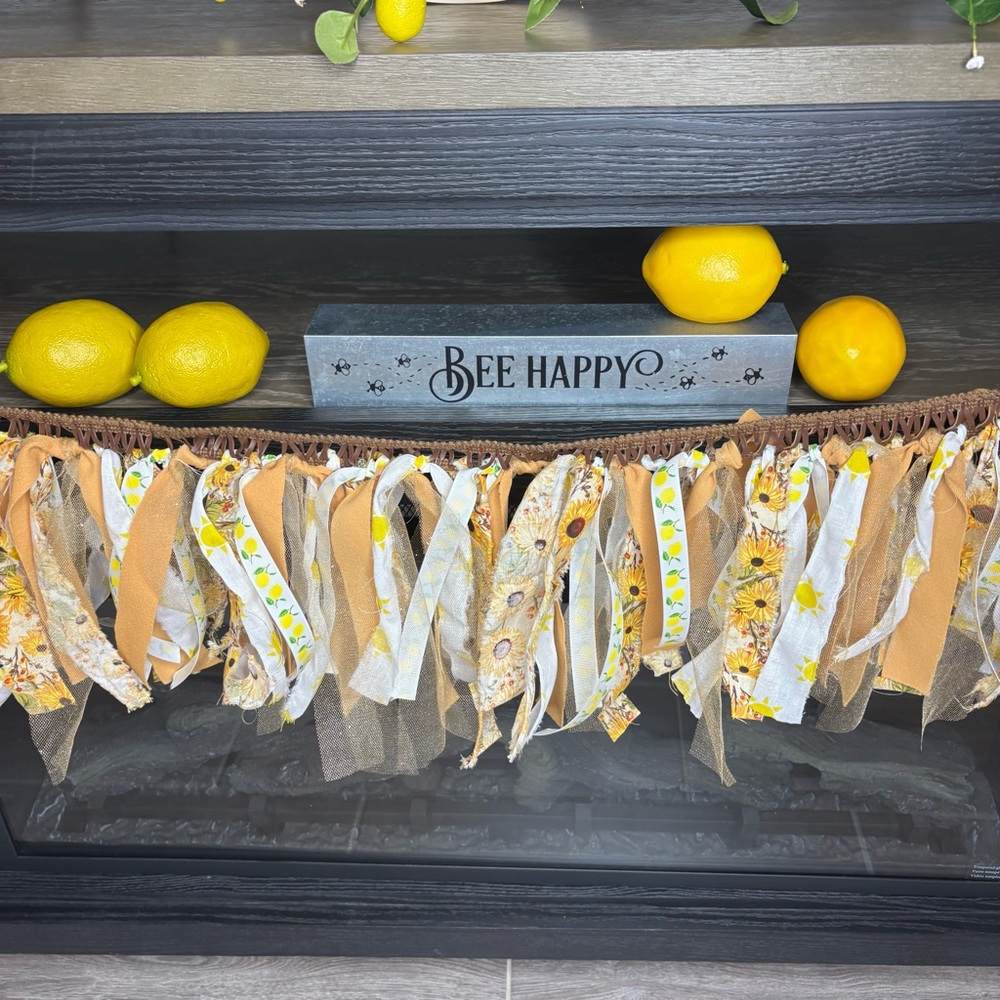 NWT Summer Boho Fabric Garland - Picture 4 of 11